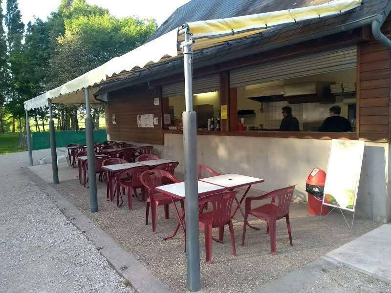 Chez Jeanne Apartment Moree Екстериор снимка